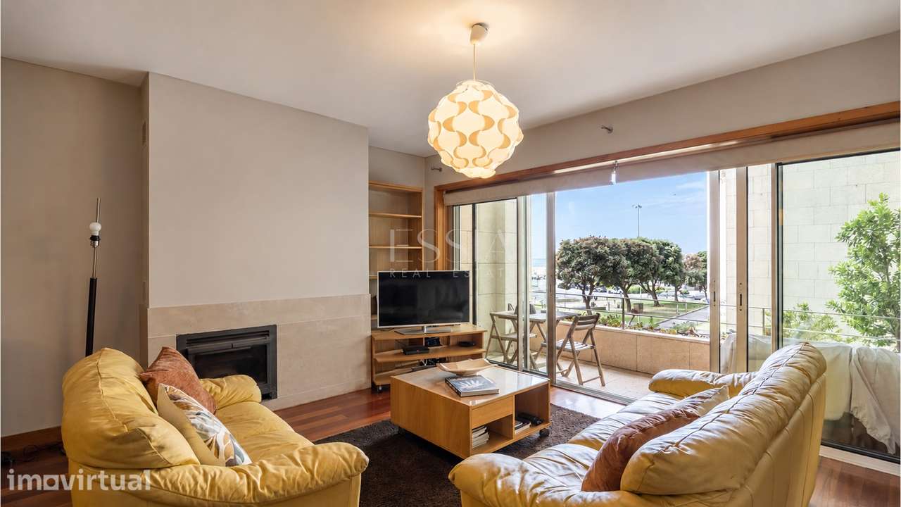 Apartamento T3 com Varanda e Vista Mar em Matosinhos Sul - Grande imagem: 4/44