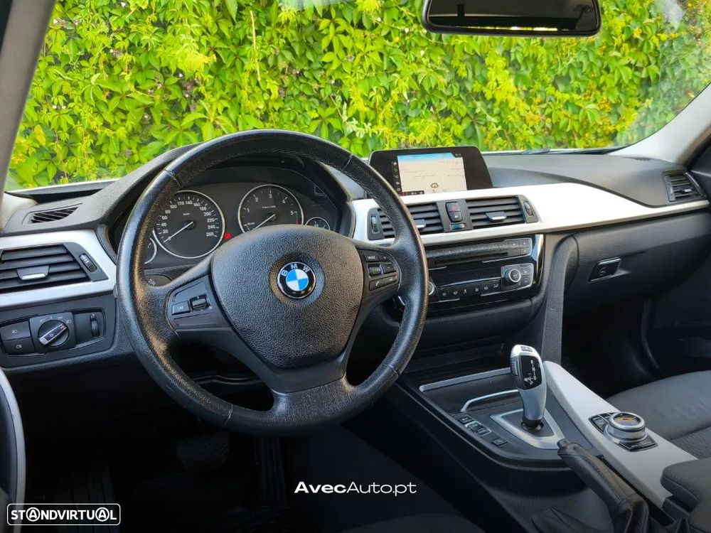 BMW 318 d Aut. Advantage - 16