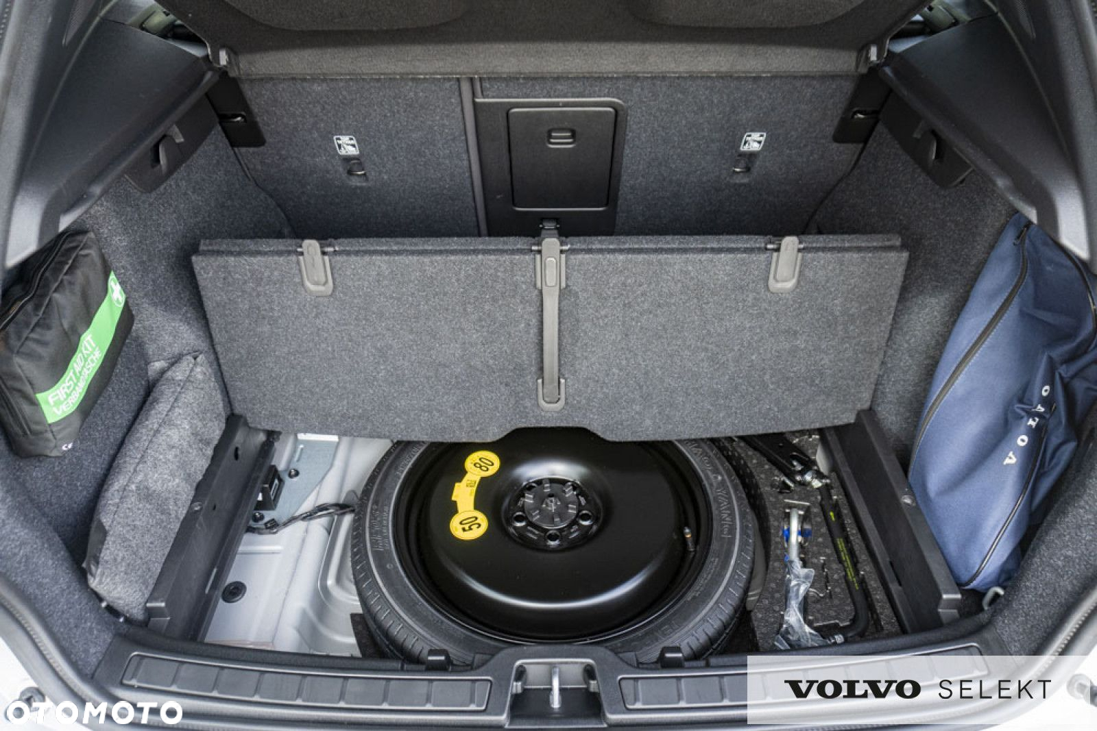 Volvo XC 40 - 24