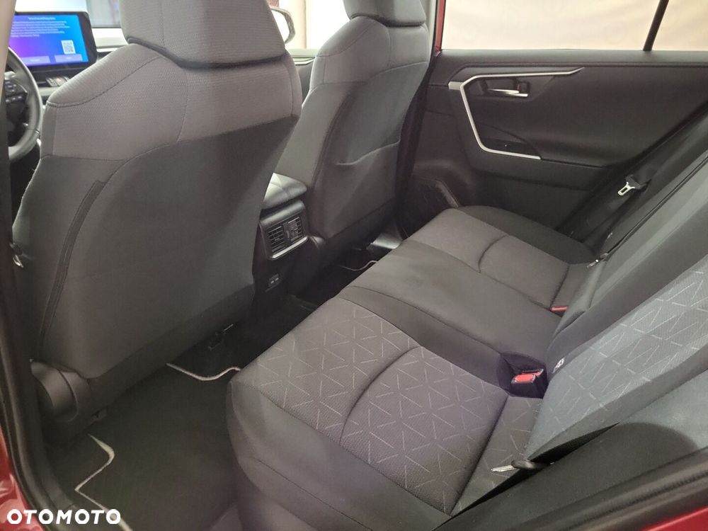 Toyota RAV4 - 13