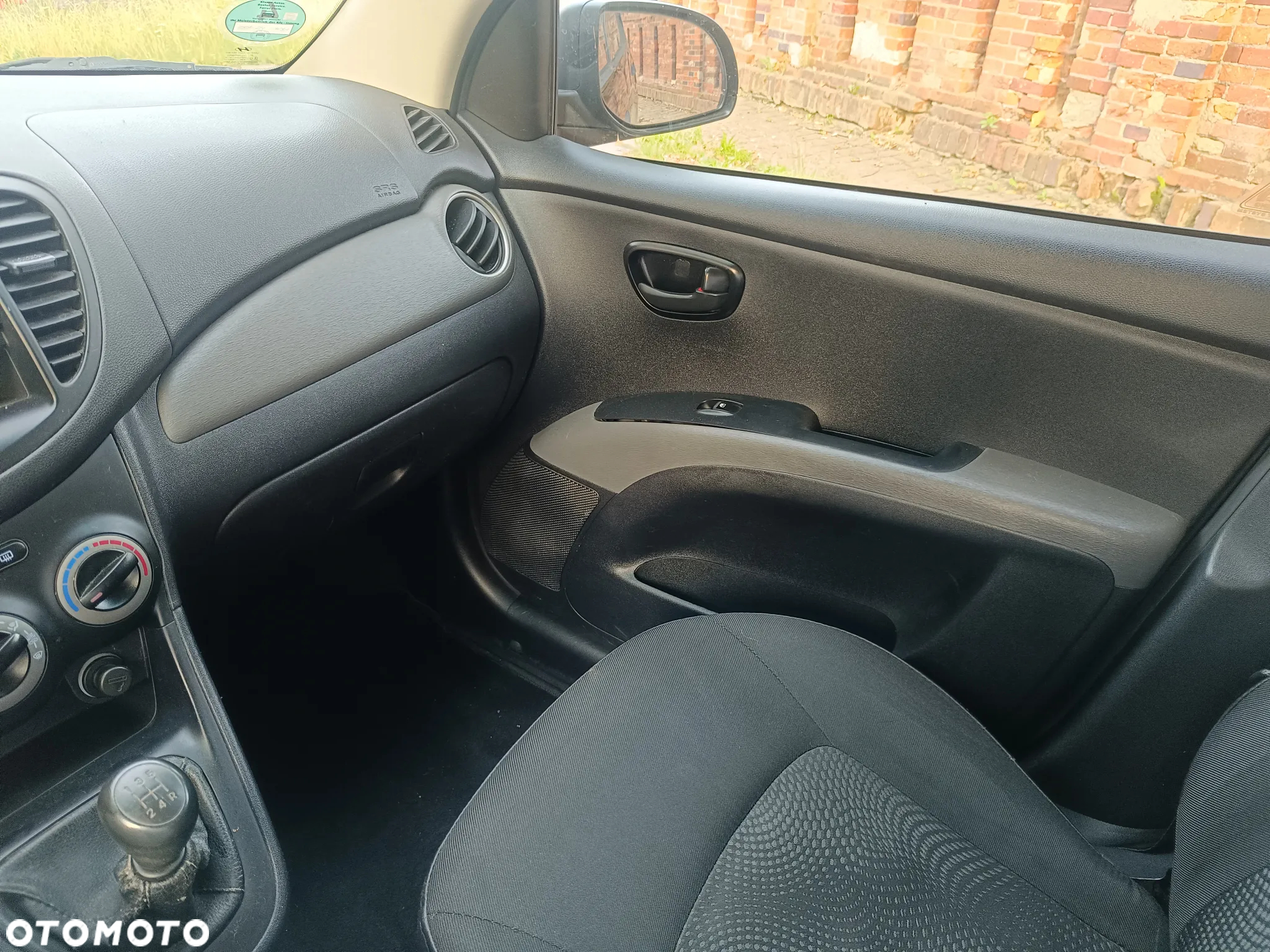 Hyundai i10 1.1 Comfort - 12