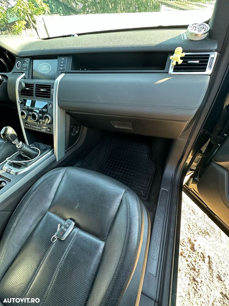 Land Rover Discovery Sport - 36