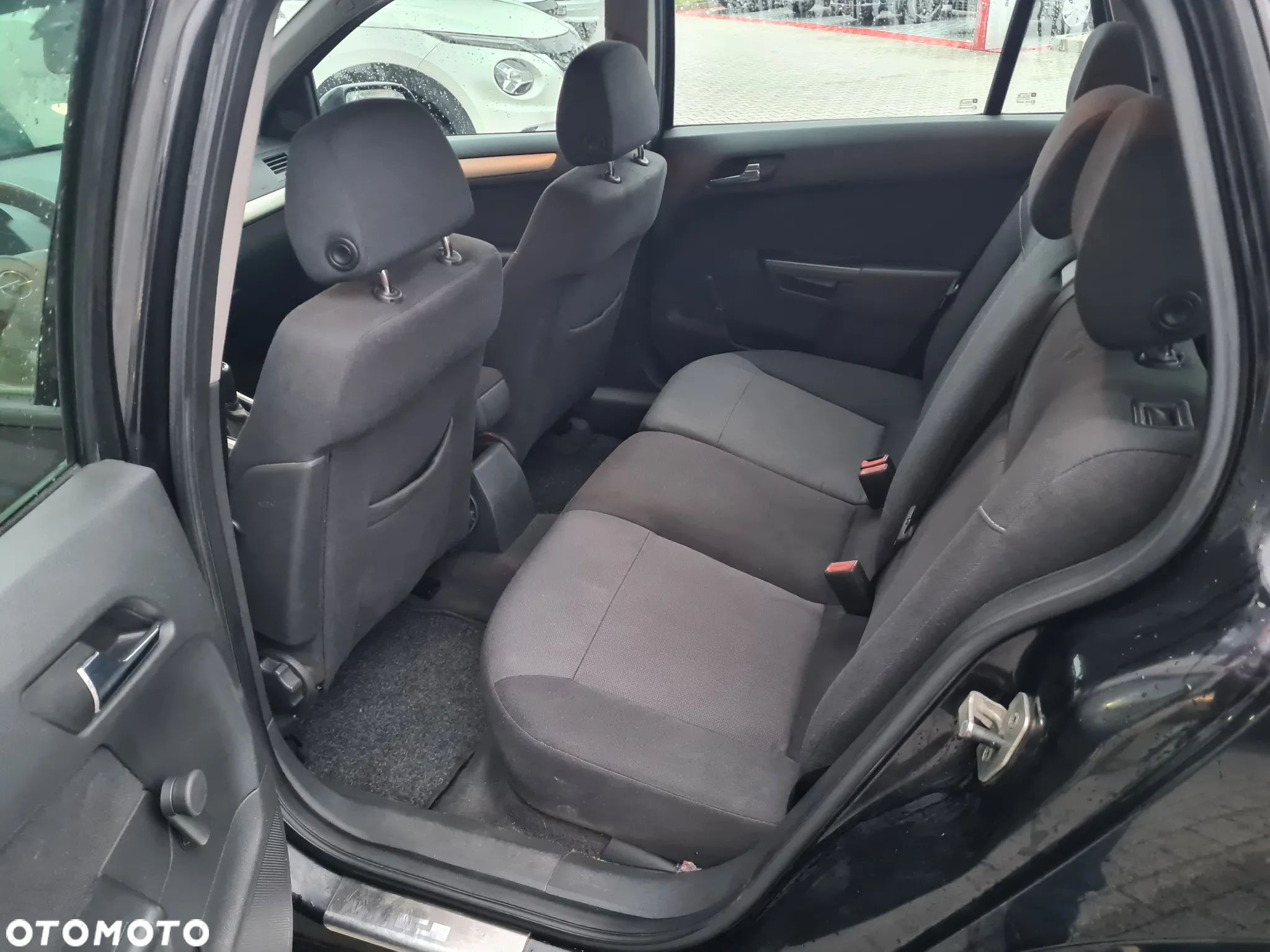 Opel Astra 1.6 - 8