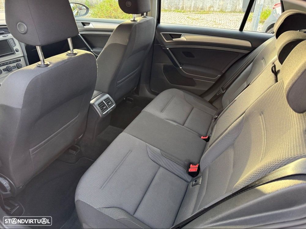 VW Golf 1.6 TDi BlueMotion Confortline - 7