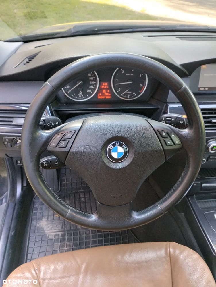 BMW Seria 5 - 13