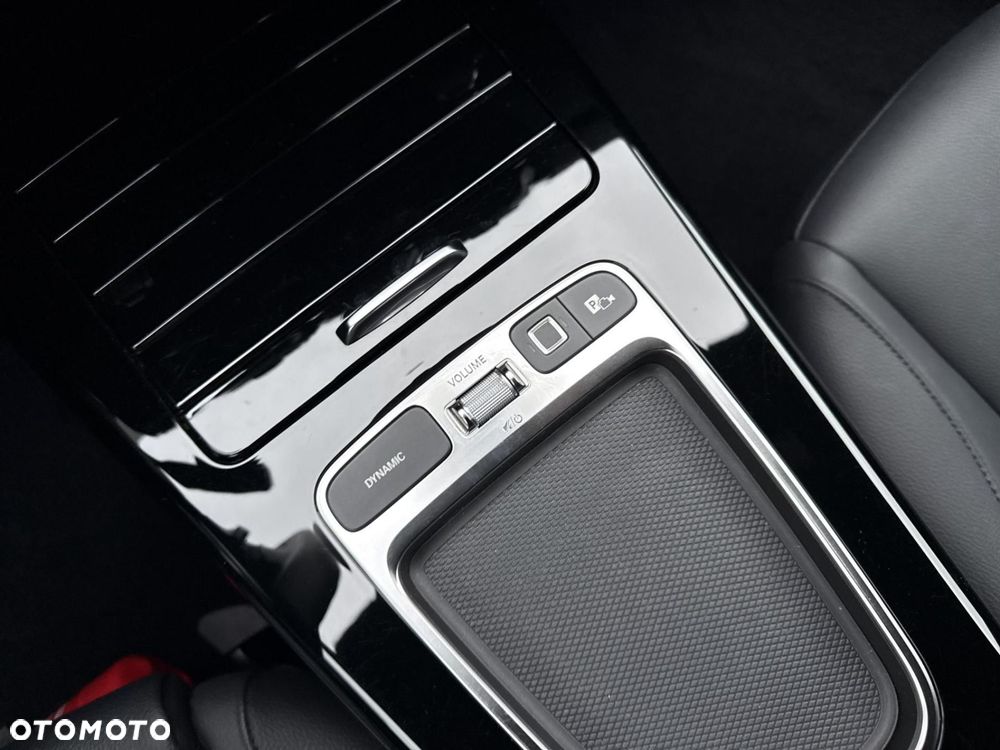 Mercedes-Benz CLA - 19