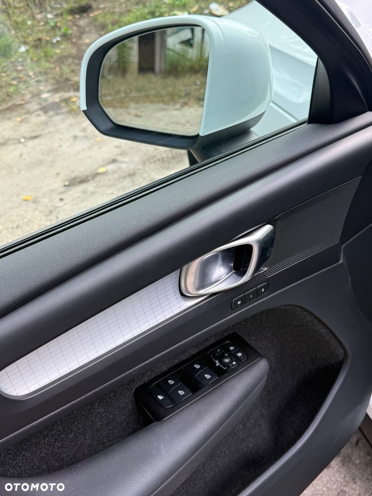Volvo XC 40 T5 AWD Momentum - 18