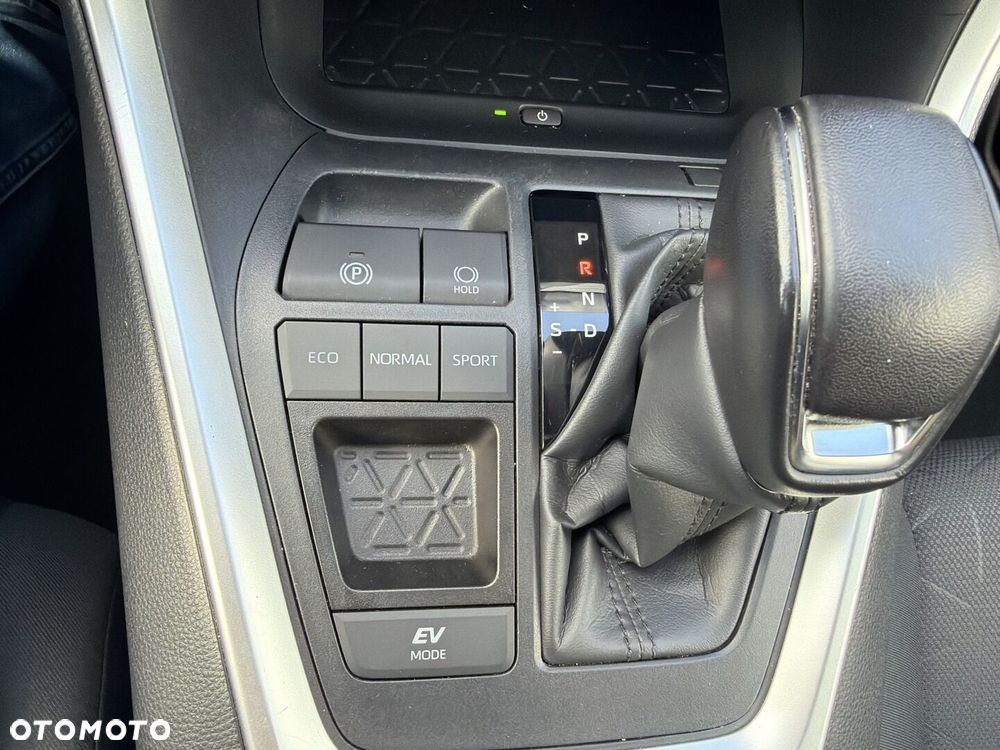 Toyota RAV4 - 19