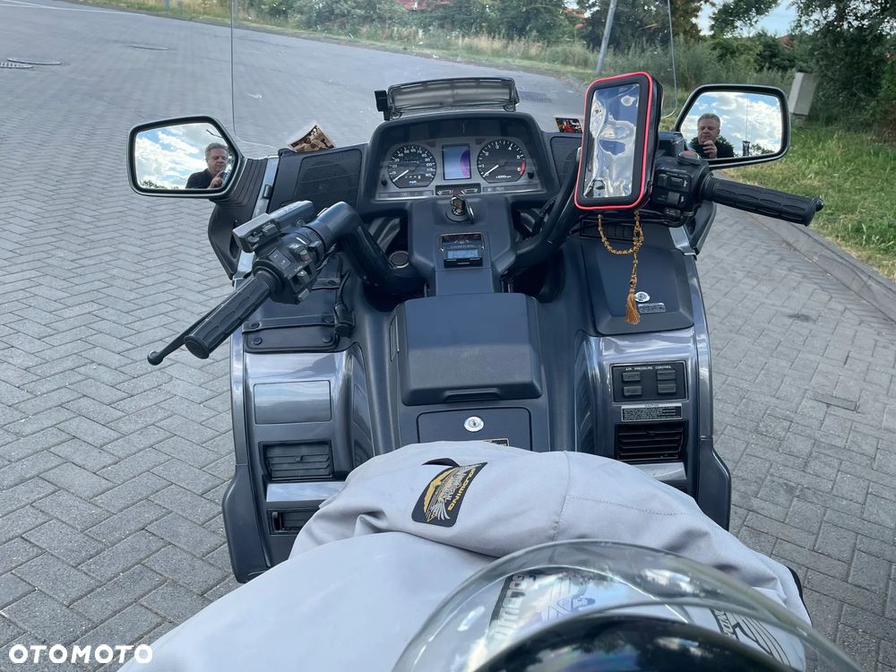 Honda GL - 4