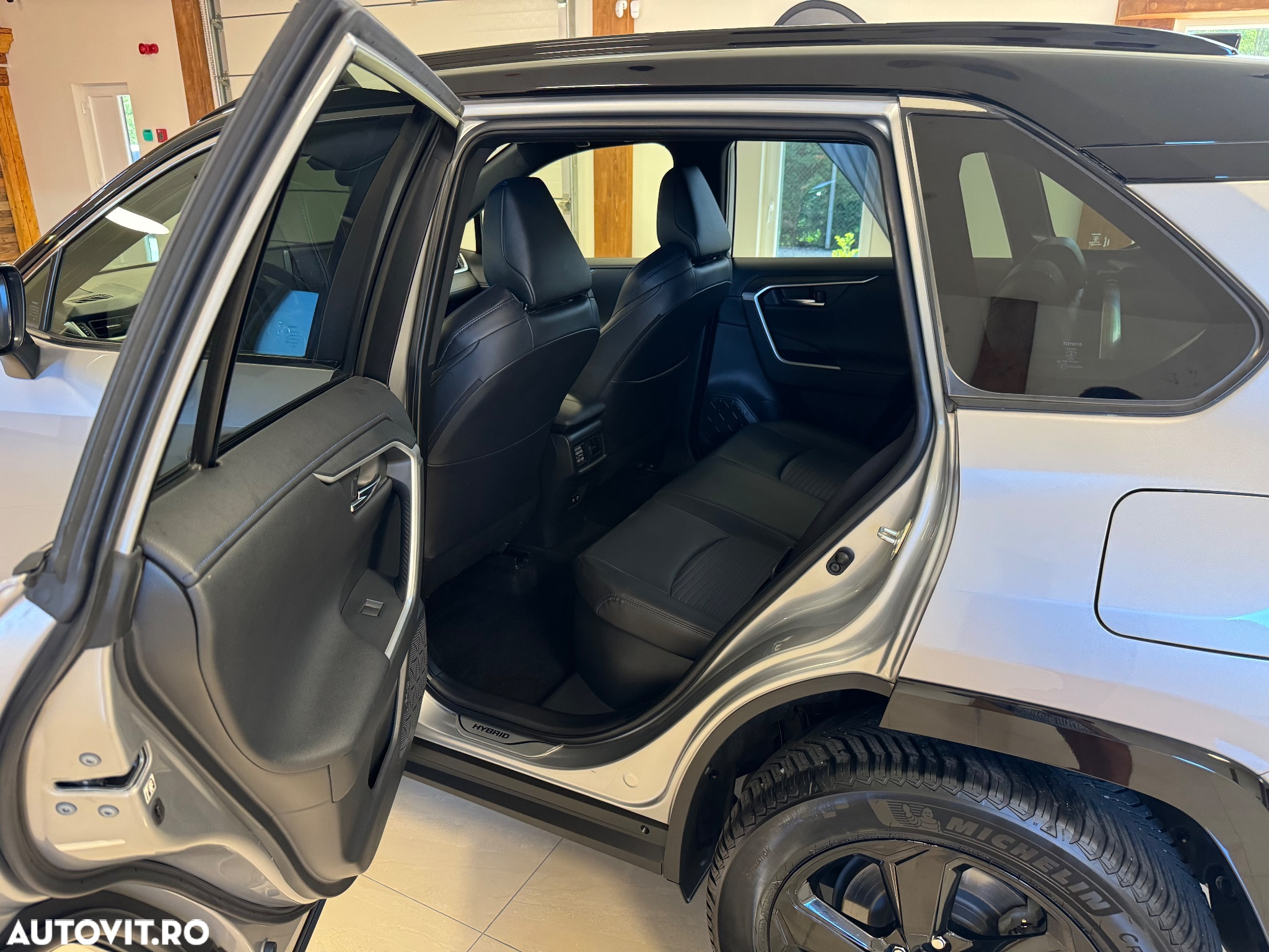 Toyota RAV4 - 21