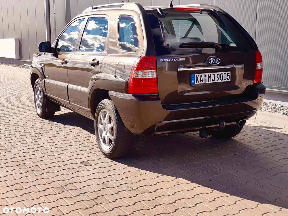 Kia Sportage 2.0 4WD Cup - 11