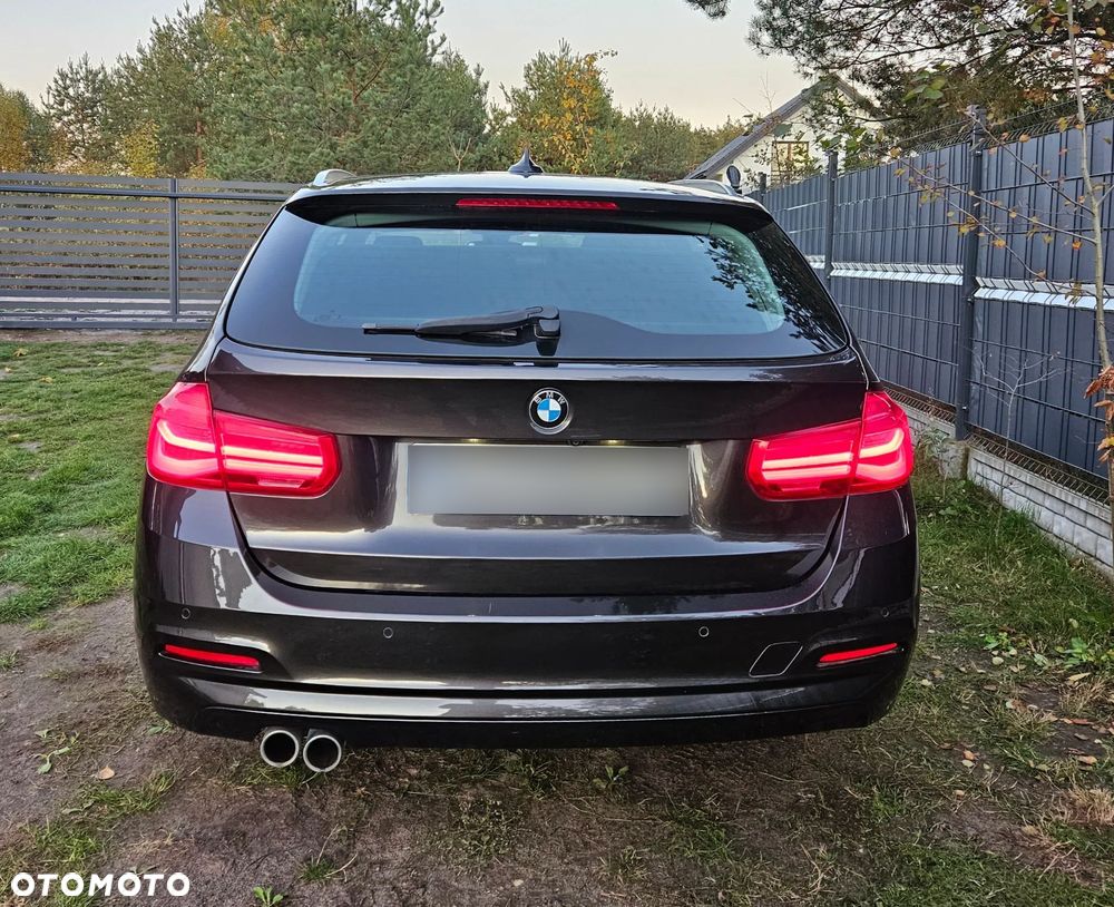 BMW Seria 3 330d xDrive Sport-Aut Luxury Line - 21