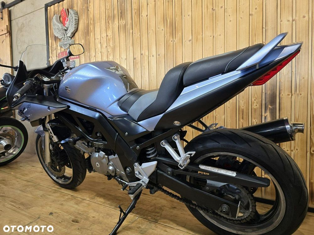 Suzuki SV - 22