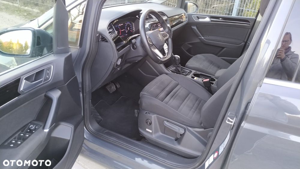Volkswagen Touran 2.0 TDI SCR DSG Highline - 13