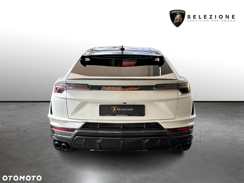 Lamborghini Urus - 4