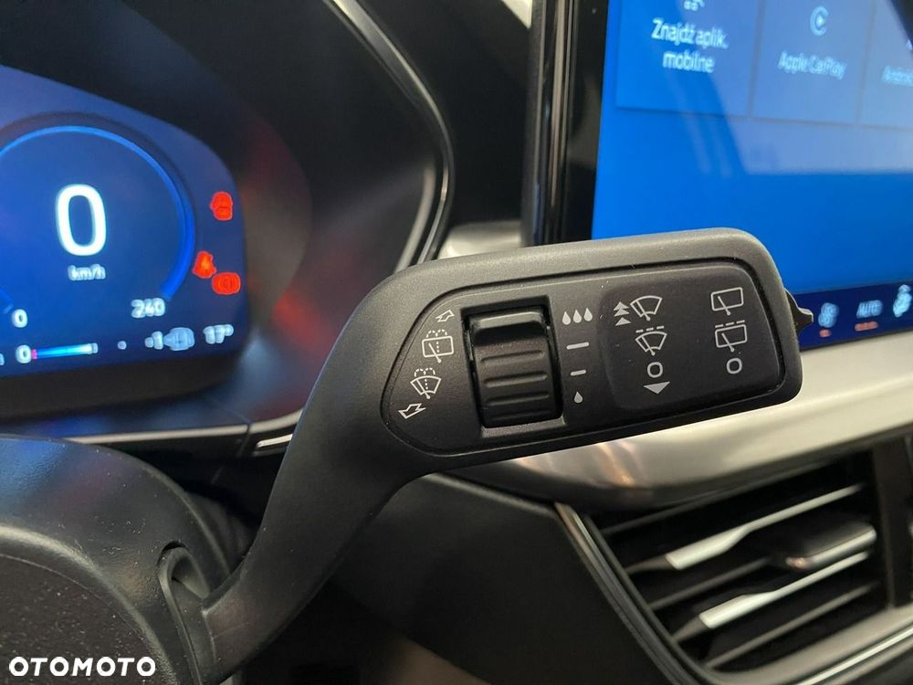 Ford Focus - 25