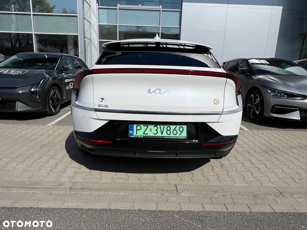 Kia EV6 77.4kWh Plus - 11