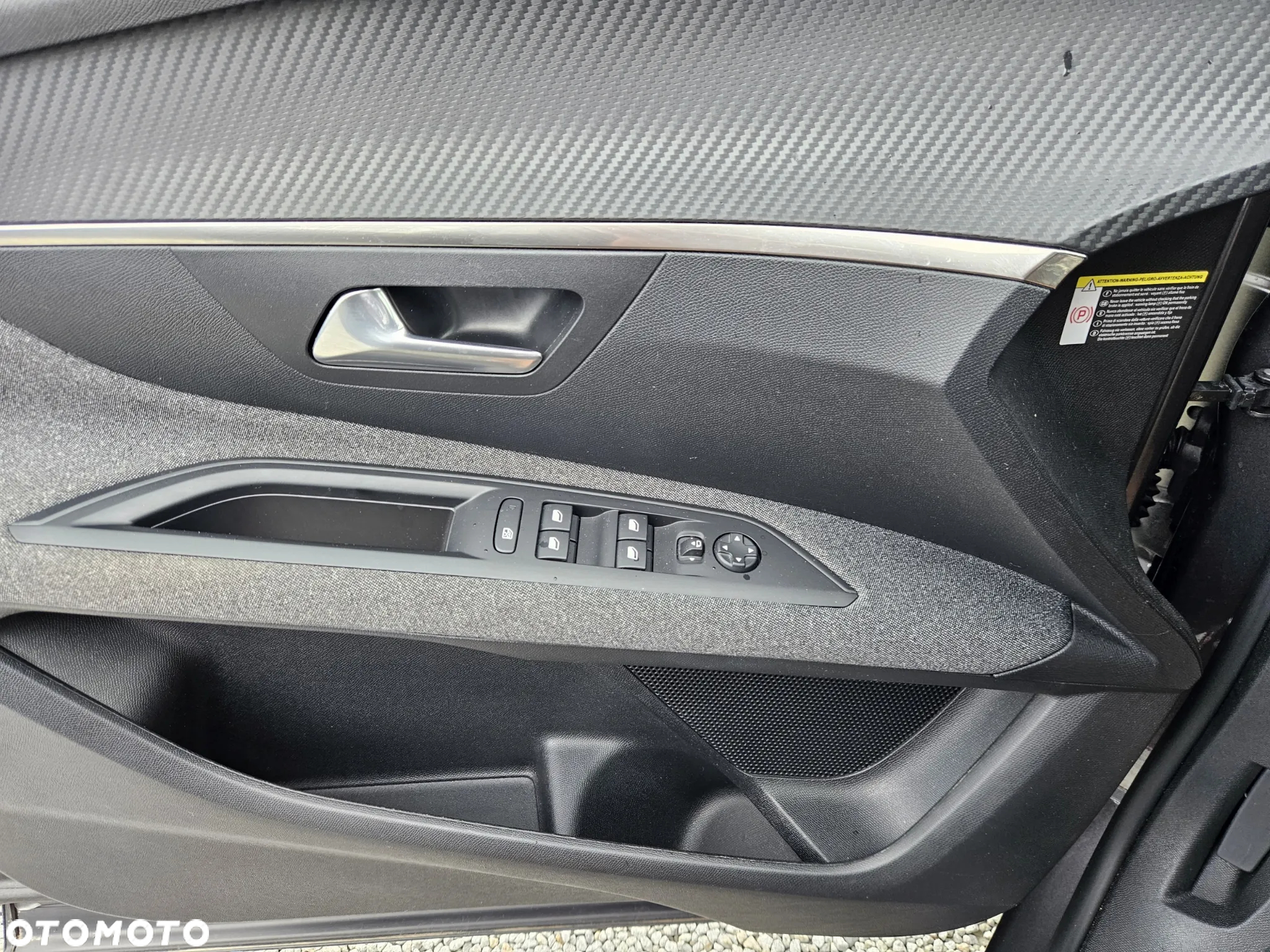 Peugeot 3008 PureTech 130 Stop & Start GPF EAT8 Active Pack - 17
