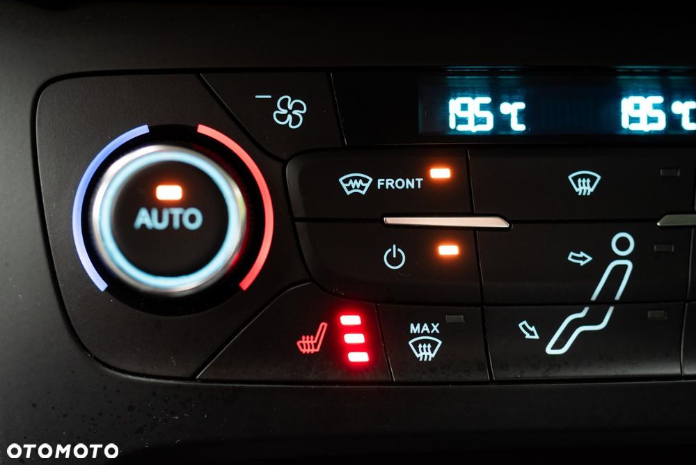 Ford Focus 2.0 TDCi SYNC Edition ASS PowerShift - 18