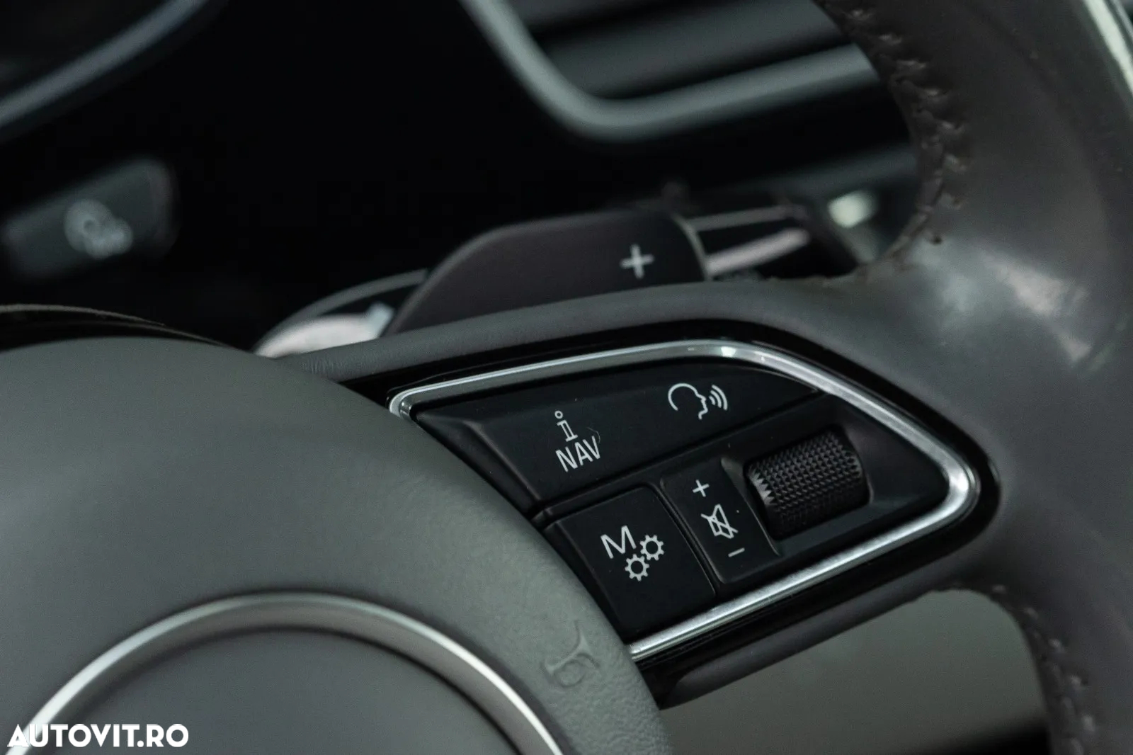 Audi A8 3.0 TDI DPF quattro Tiptronic - 38