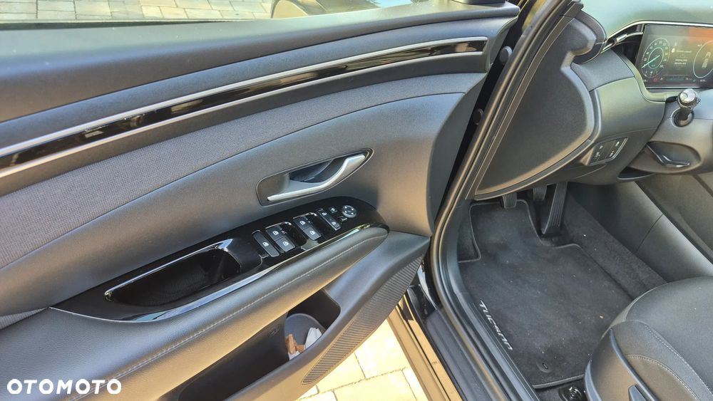 Hyundai Tucson - 8