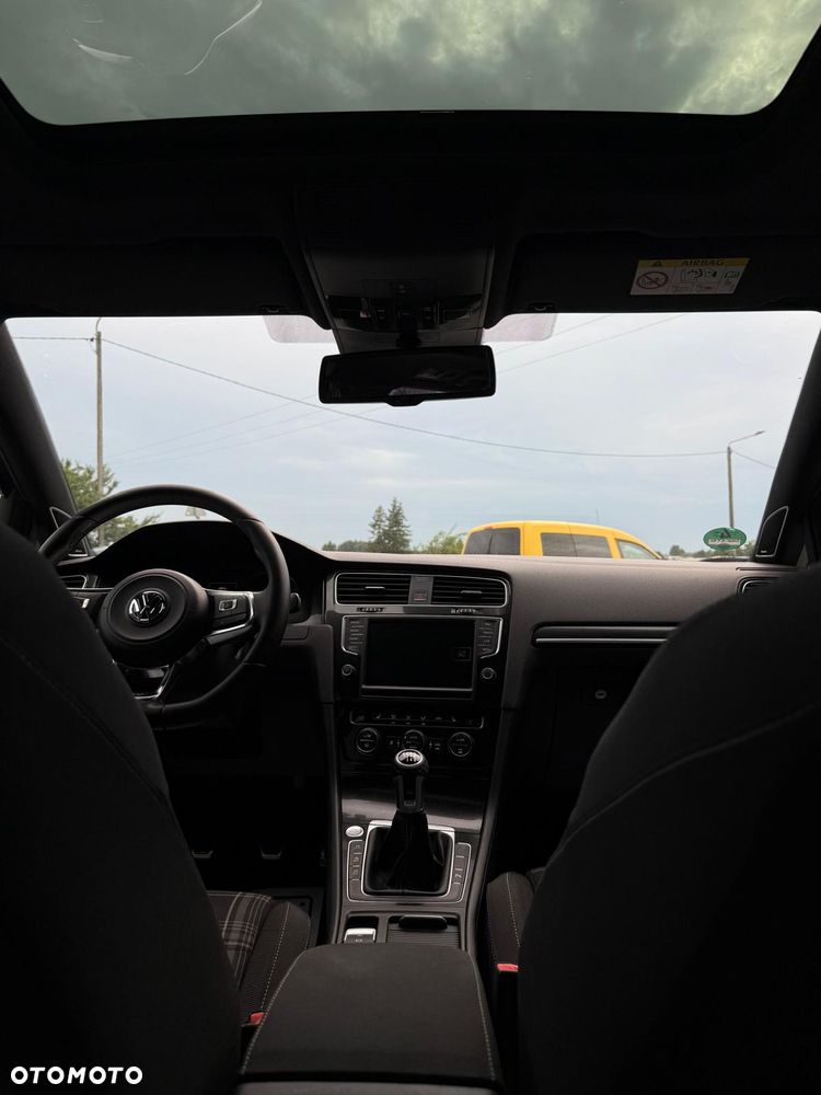Volkswagen Golf Variant 2.0 TDI BMT GTD - 16
