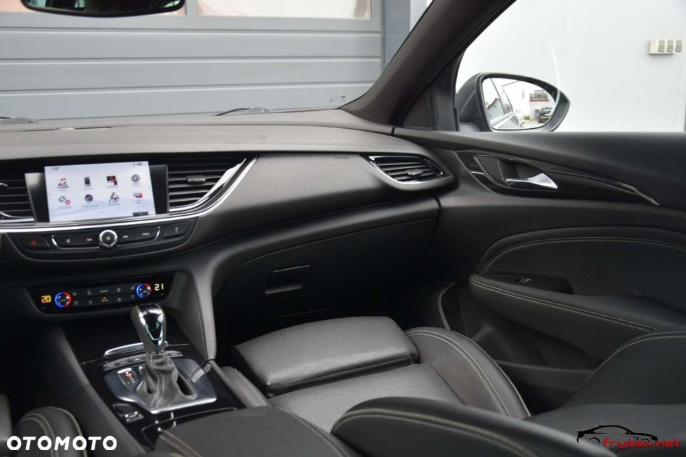 Opel Insignia - 27