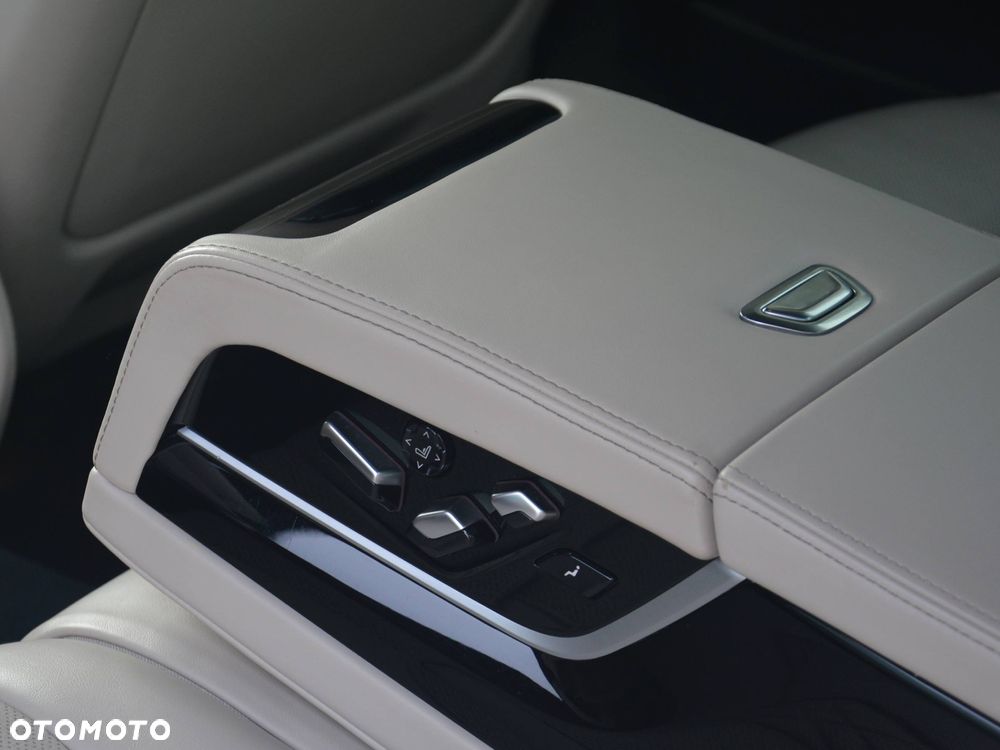 BMW Seria 7 750d xDrive sport - 17