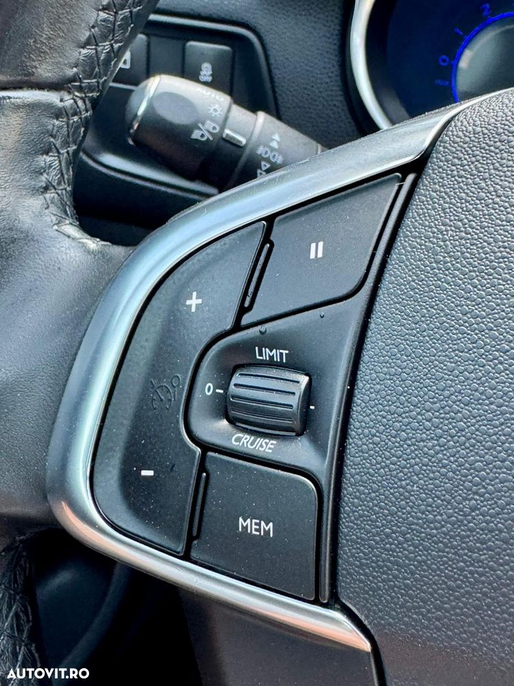 Citroën DS4 PureTech 130 Stop&Start Urban Show - 34