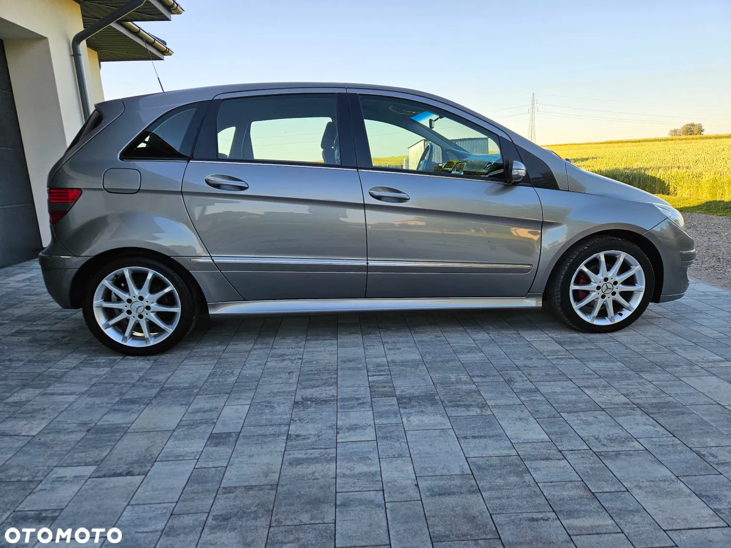 Mercedes-Benz Klasa B 200 - 9