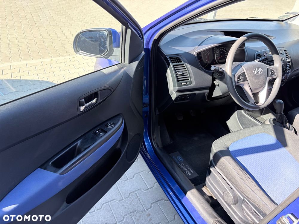 Hyundai i20 - 12