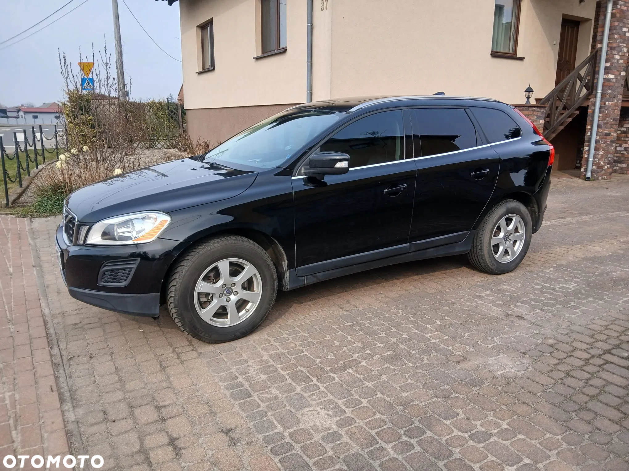Volvo XC 60 - 8
