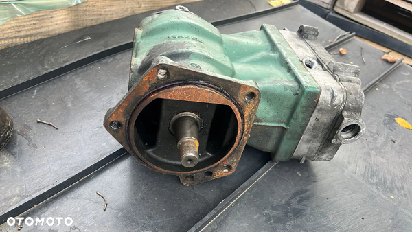 Kompresor sprężarka powietrza Volvo WABCO 4127040080