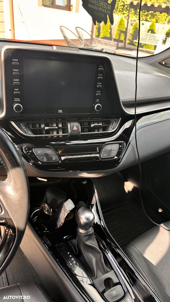 Toyota C-HR - 9