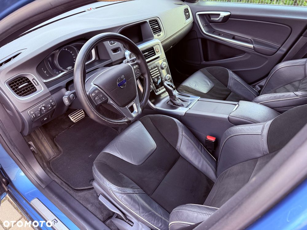 Volvo V60 T4 Geartronic RDesign - 20