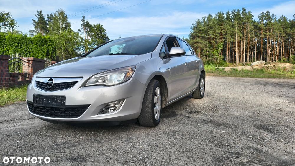 Opel Astra 1.6 Automatik Selection - 2