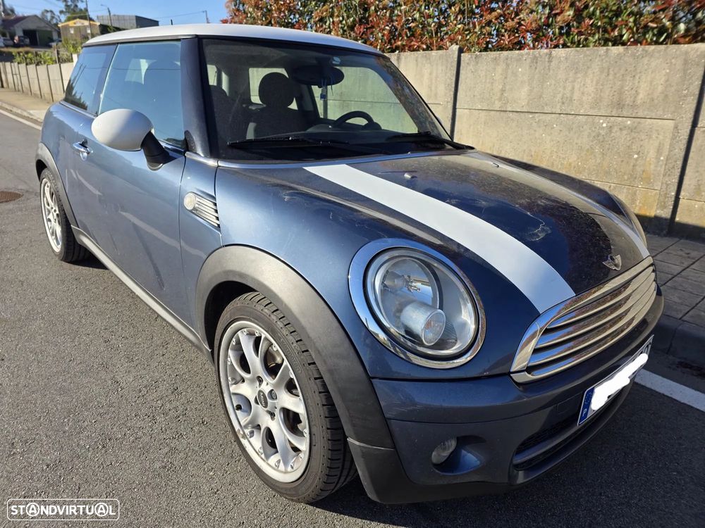 MINI 3 Portas Cooper D - 3