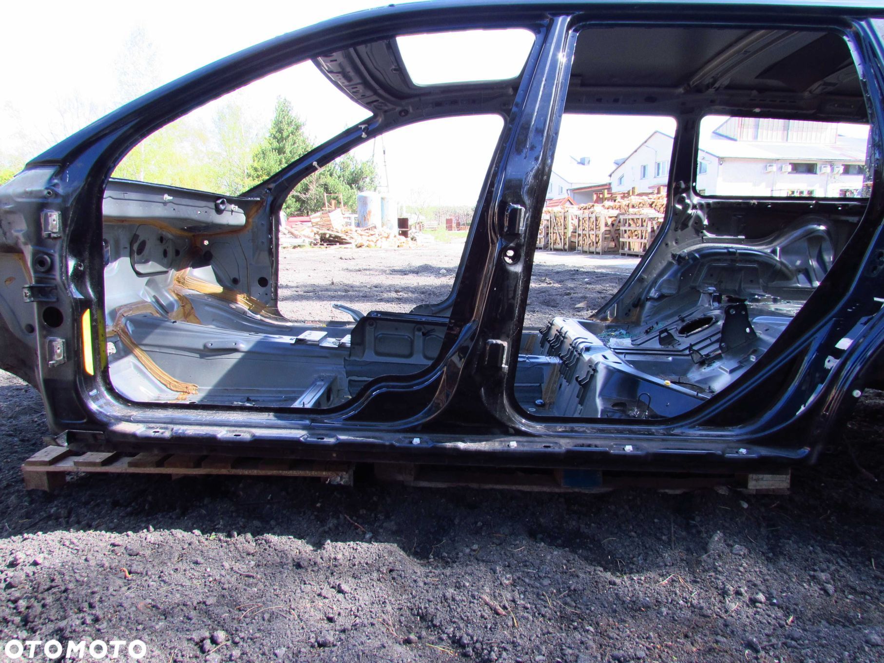 VOLVO S60 V70 II XC70 99-09 PROG SLUPEK CWIARTKA CIETA LEWA 452-26 - 1