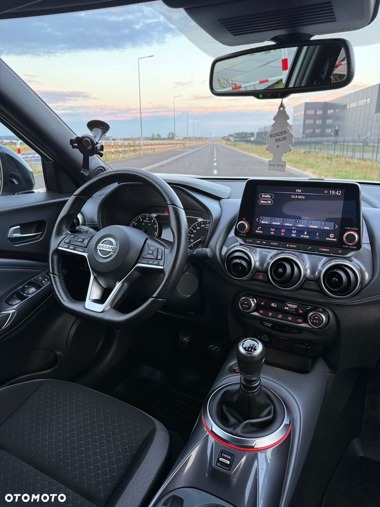 Nissan Juke 1.0 DIG-T N-Connecta - 32