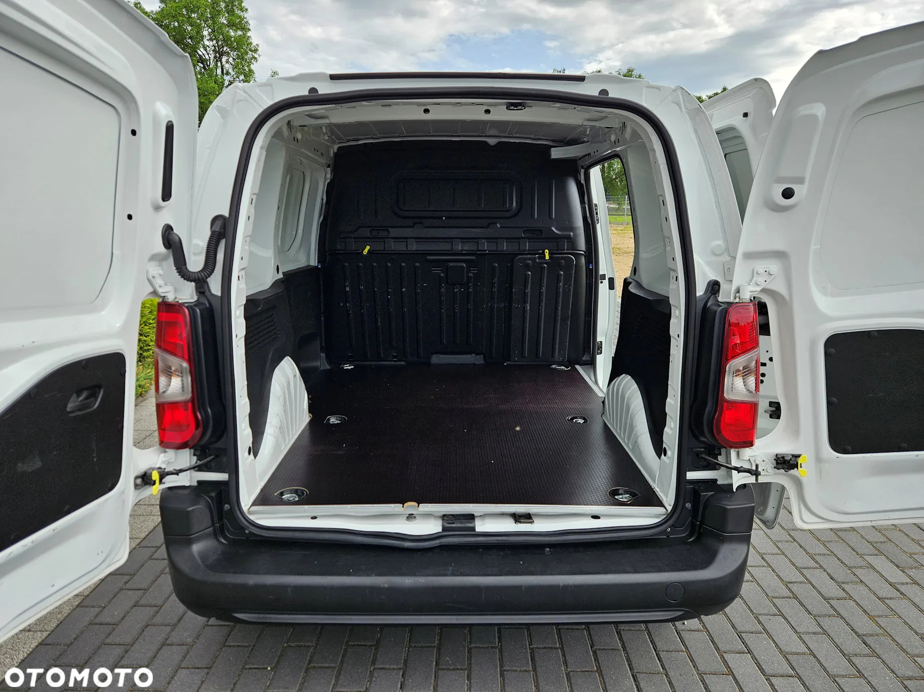 Citroën Berlingo 1.5HDI 102KM - 18
