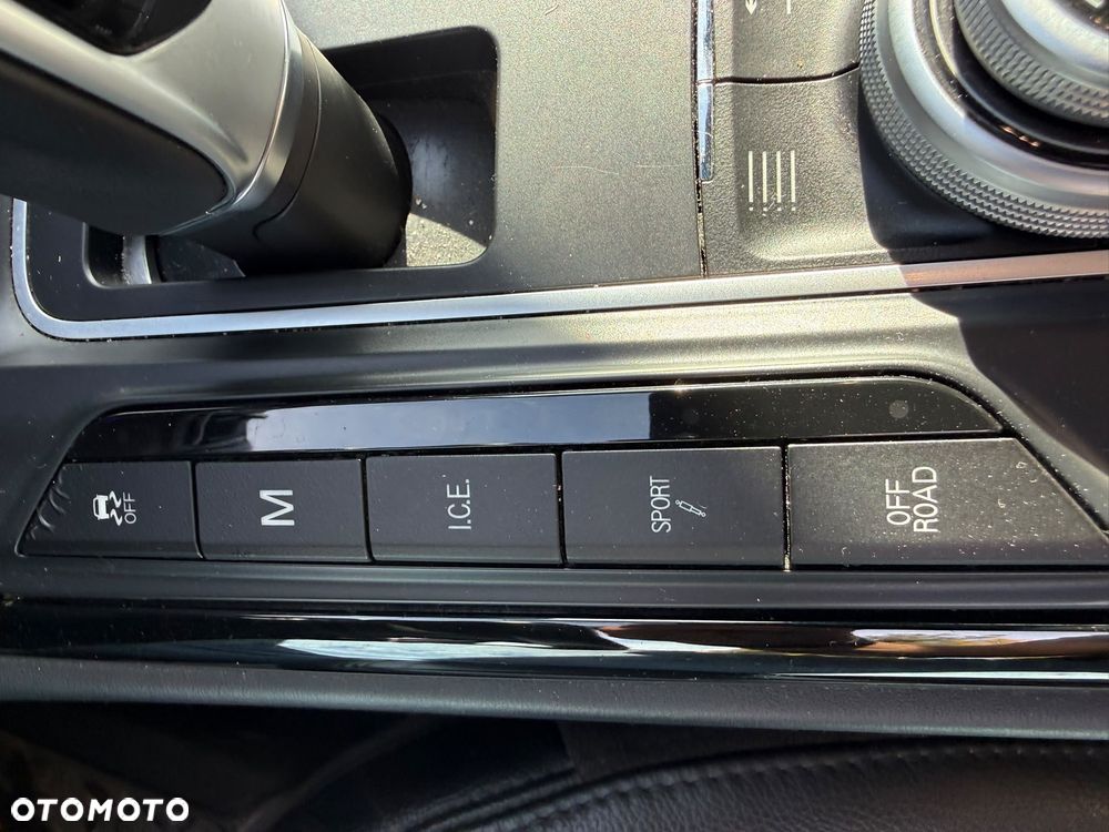 Maserati Levante S Q4 - 21