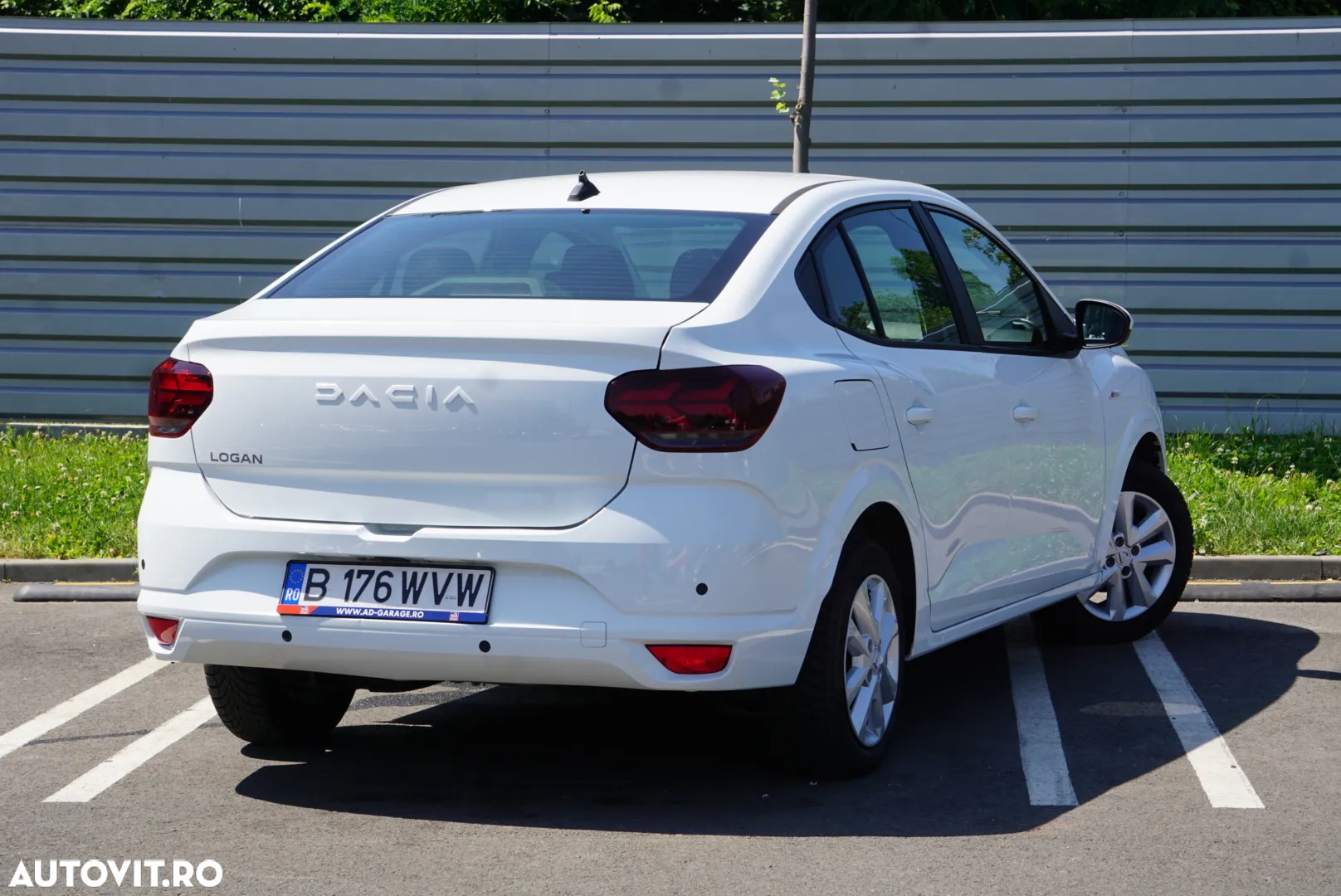 Dacia Logan TCe 90 MT6 Comfort - 4
