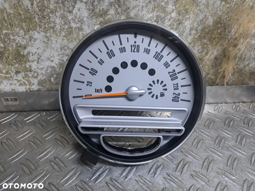 Licznik Europa Mini Cooper R56 - 1