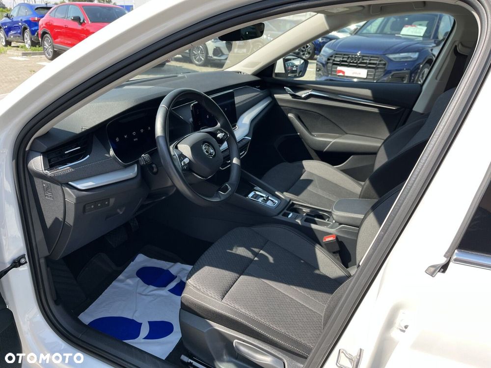 Skoda Octavia 2.0 TDI Style DSG - 10