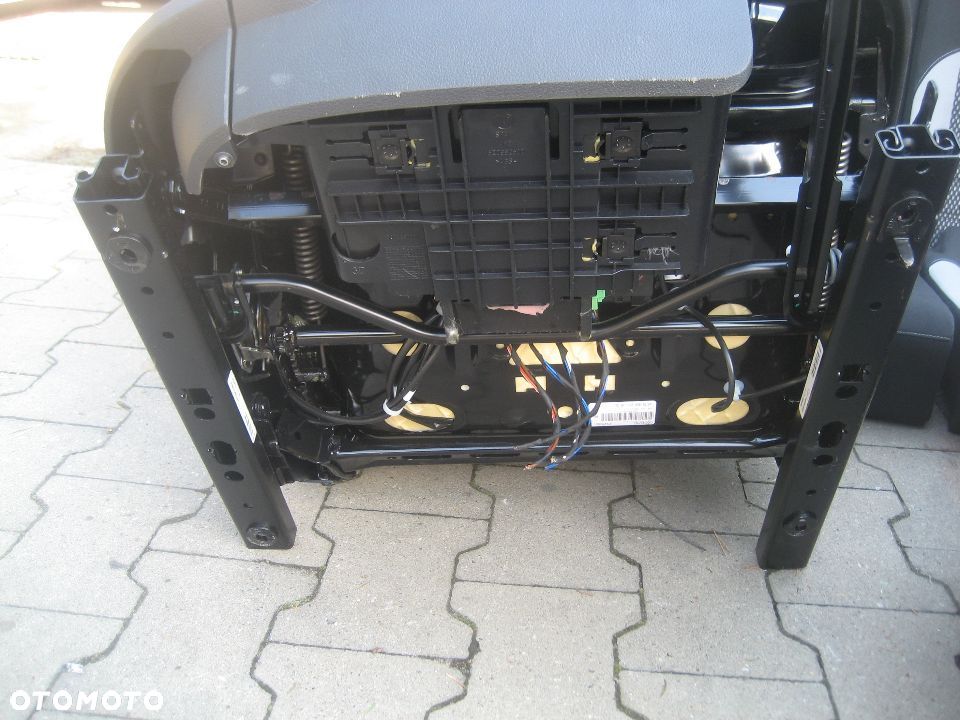 vw polo cross V 6r 10-17r siedzenia fotele  przód prawy lewy - 7