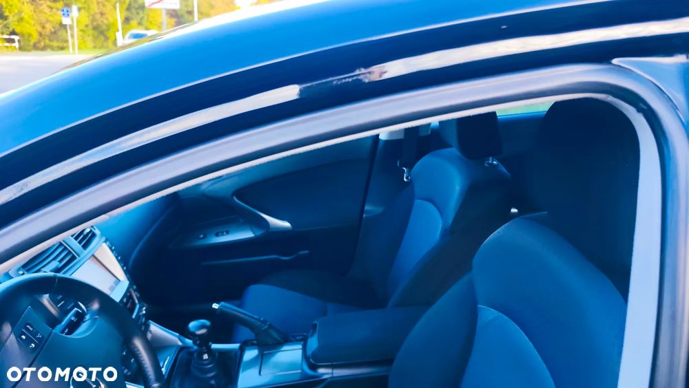 Lexus IS 220d Executive Line - 32