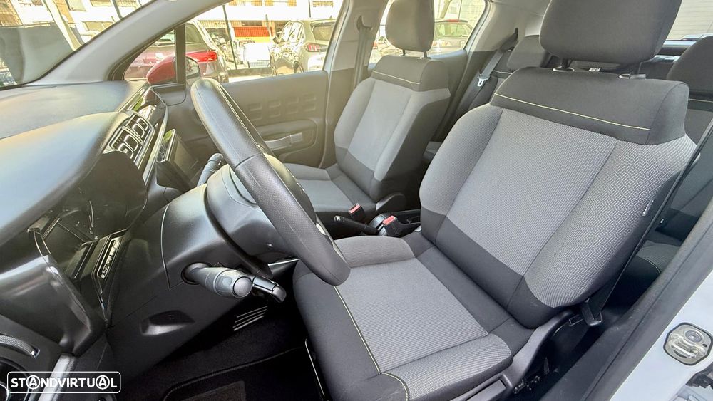 Citroën C3 1.2 PureTech Shine - 13