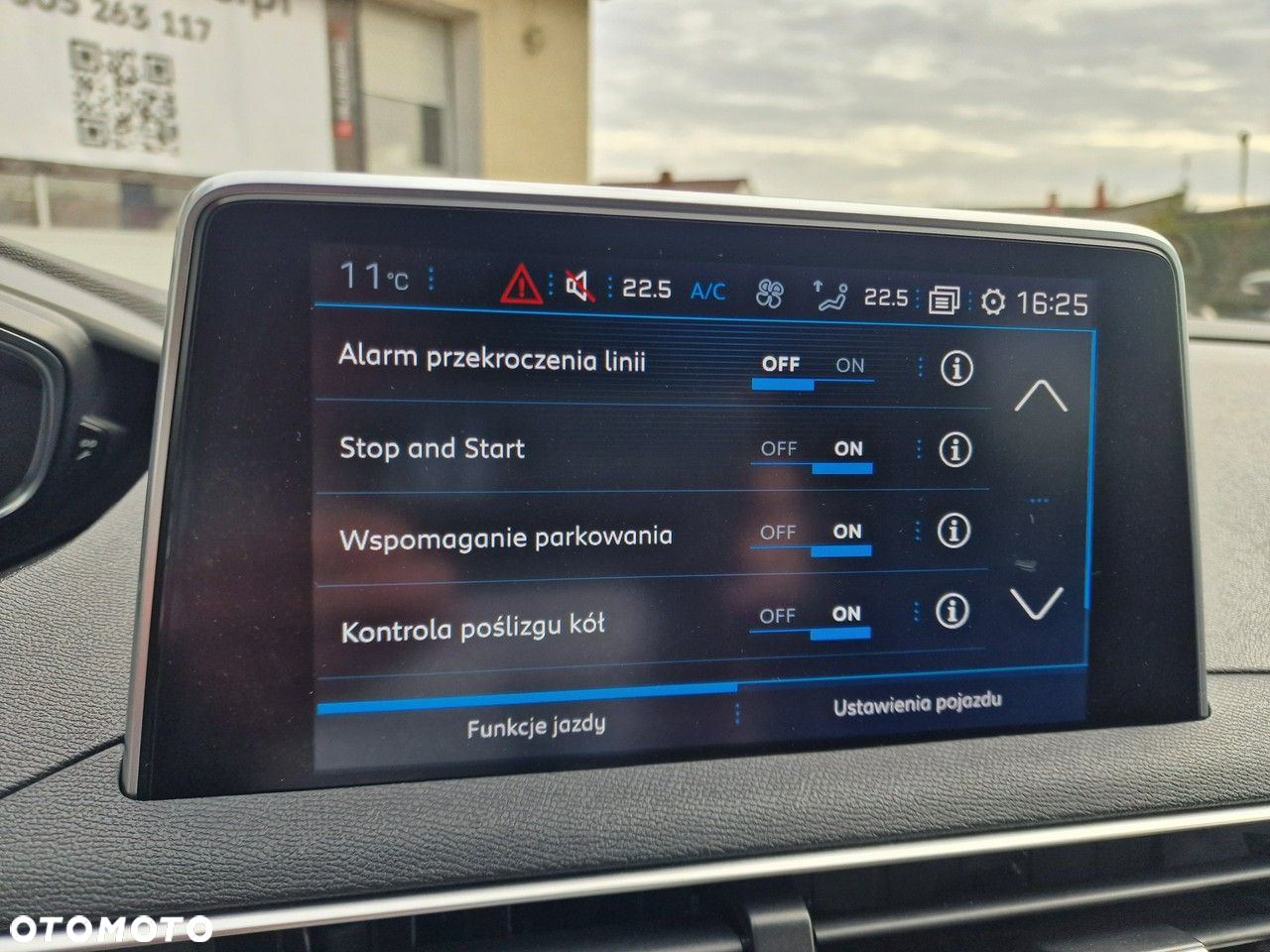 Peugeot 3008 1.2 PureTech Active Pack S&S EAT8 - 31