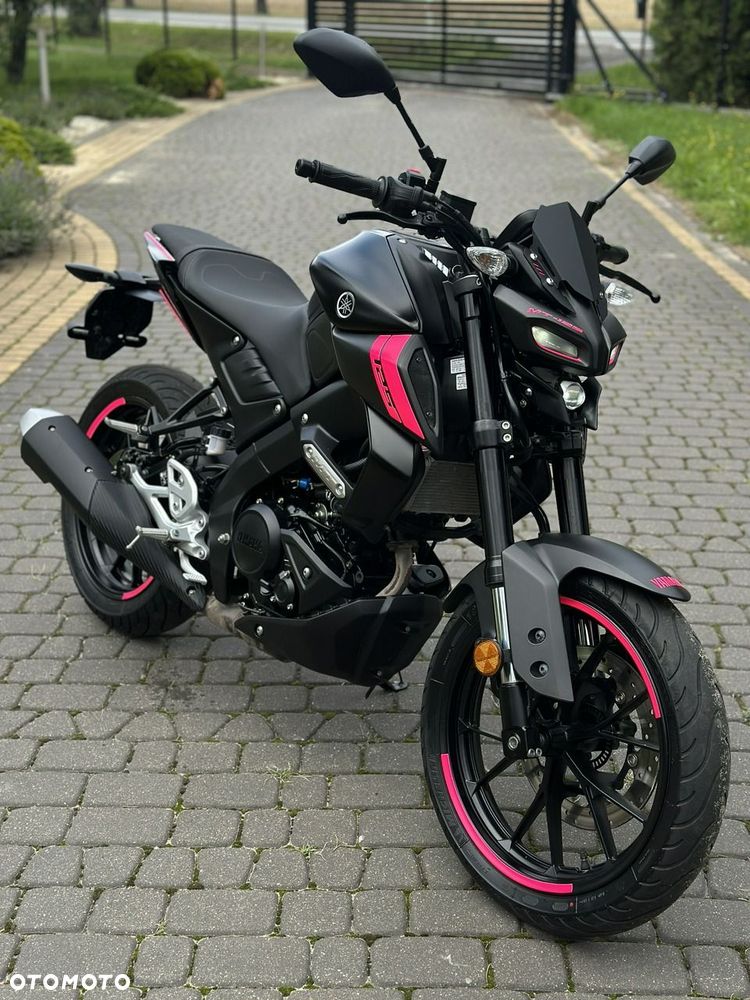 Yamaha MT - 22