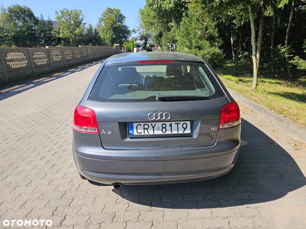 Audi A3 3-drzwiowe 1.6 tiptronic Attraction - 8